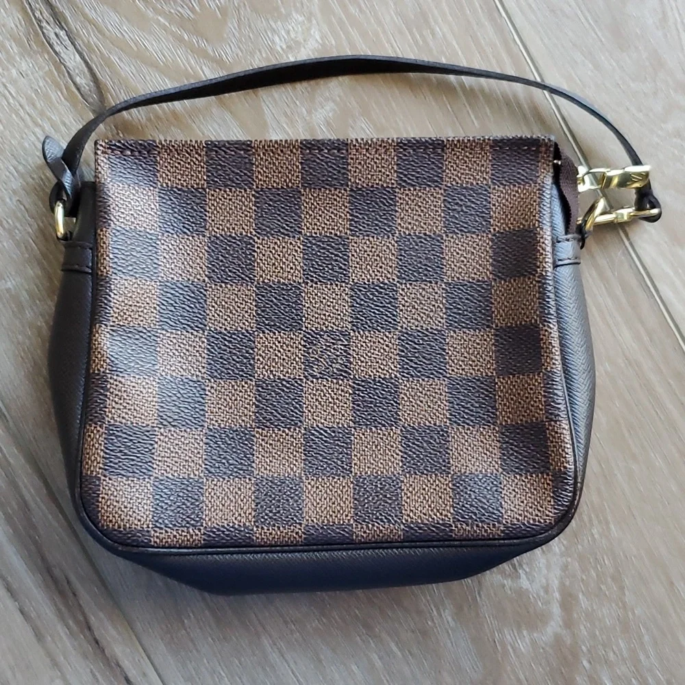 EUC Damier Ebene Canvas Trousse Makeup Bag w/ Strap - Picture 2 of 12